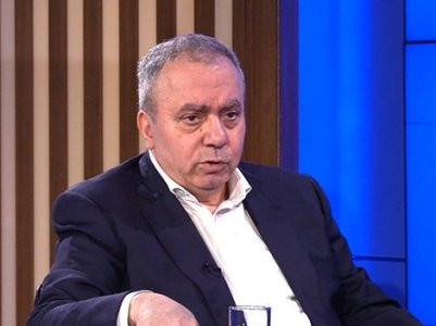 Ադրբեջանը մեզնից նորից, խոսքի օրինակ, մի 20 զիջում է պահանջում, ընդամենը 10-ն ենք տալու. Մենք միայն տալիս ենք. Բագրատյան