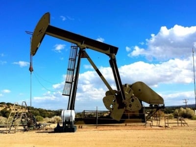 Reuters: US to allow Venezuelan oil supplies to Europe