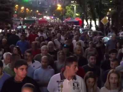 Resistance Movement procession starts in Yerevan