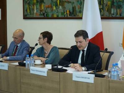 Հայ-ֆրանսիական տնտեսական համագործակցության 2021-2026թթ. ճանապարհային քարտեզի դրույթների իրականացման երկկողմ հանդիպում