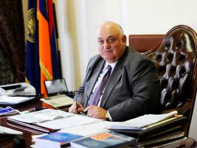 Այդպես էլ ամոթալի մնաց Արամ Սիմոնյանի նկատմամբ հարուցված քրեական հետապնդումը և հատկապես հոդվածը․ Արման Թաթոյան