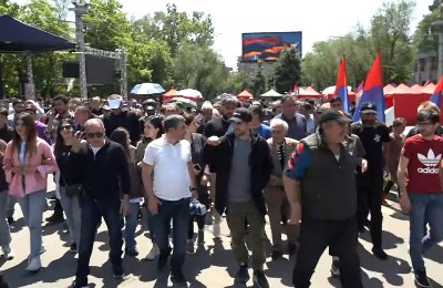 Resistance Movement kicks off march towards Armenia presidential office