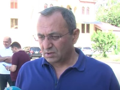 Բագրատ Եսայանը իրականացնելով ազգային գործողություններ, մի մեծ ոսկոր էր, որ մնալու էր իշխանության կոկորդին. Մինասյան