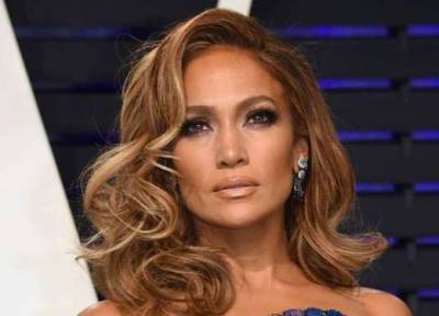 Newspaper: Jennifer Lopez to visit Armenia?