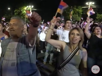 Resistance Movement participants reach France Square