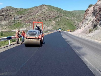Հիմնանորոգվում է Երևան-Երասխ-Գորիս-Մեղրի-Իրանի սահման միջպետական նշանակության ավտոճանապարհը