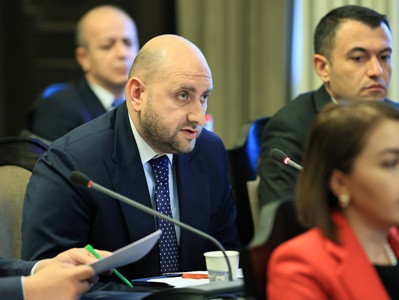 Այս փուլում հնարավորինս նվազագույն կլինի տնտեսավարողների բեռը.ԿԲ նախագահը՝ անկանխիկ վճարումների մասին