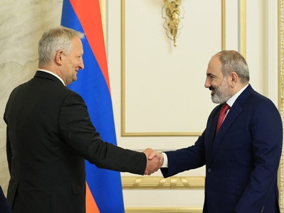 Armenia PM tells FRG ambassador that Nagorno-Karabakh status remains unresolved