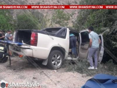 Վայոց Ձորում մեղուն խայթել է 37-ամյա վարորդին. նա «Chevrolet Pickup»-ով դուրս է եկել ճանապարհից և բախվել ծառին