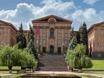 Armenia parliament convenes another special session