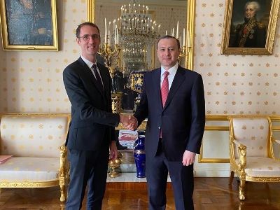 Armenia Security Council chief meets with France army minister’s diplomatic adviser