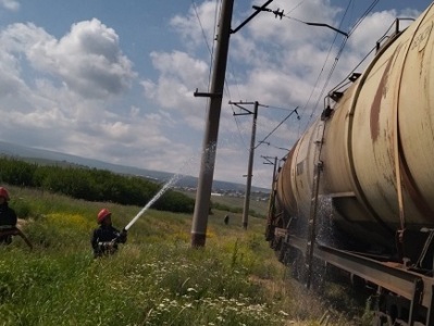 Անուշավան գյուղի մոտ գնացքի վագոններից մեկի փականի մոտ հրդեհ է բռնկվել