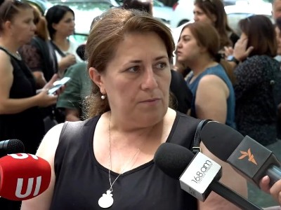 Մարդիկ, ինչո՞ւ չեք հասկանում, որ մեր հայրենիքն ենք կորցնում. Զոհված կամավորականի մայր