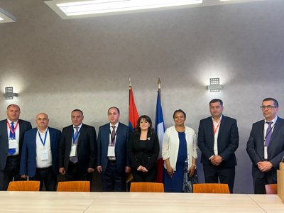 Շիարկի պատվիրակությունը հանդիպել է Արթիկի քույր քաղաք Վո Ան Վլենի ղեկավարության հետ