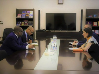 «Մեր նախատեսած ծրագրերի առանցքում առաջին տեղում կրթությունն է». Բենինի դեսպանը՝ Ժաննա Անդրեասյանին