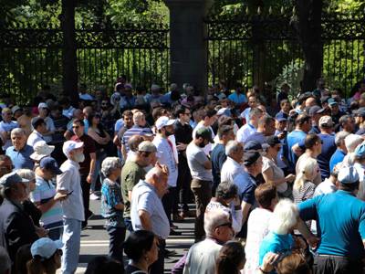 Armenia opposition movement staging protest outside parliament building