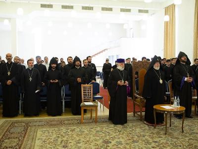 Տեղի ունեցավ Գևորգյան հոգևոր ճեմարանի  ուսումնական տարվա փակումը․ ճեմարանն ավարտեց 24 սան