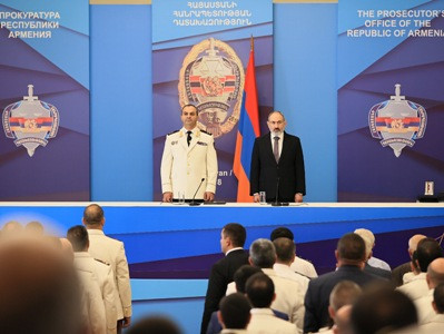 Դատախազը «Հազարան Բլբուլի» հերոսի նման պետք է կարողանա հաղթահարել բարձունքն առանց շեղվելու գայթակղող ձայներից. Փաշինյան