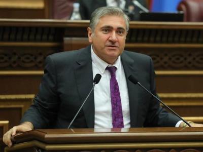 Another opposition legislator resigns from position of deputy chair of parliament committee