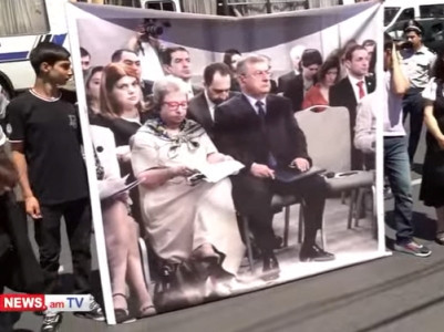 Opposition movement ends demonstration outside EU office in Armenia