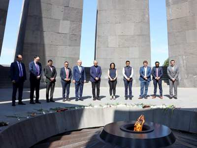 Indian MFA representative visits Armenian Genocide memorial in Yerevan