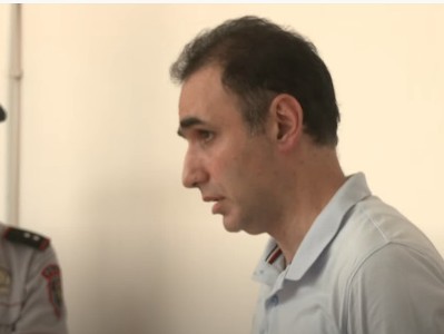 Ավետիք Չալաբյանի պաշտպանները բացարկ հայտնեցին դատավորին. դատարանը հեռացավ խորհրդակցական սենյակ