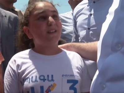 Պարոն Փաշինյան, մեր 4–րդ կարգի վթարային դպրոցը վերանորոգեք. աշակերտուհին՝ վարչապետին