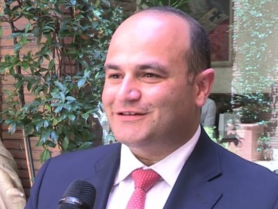 «Պետք է ուրախ լինենք, որ առողջական վիճակը բարելավվել է». Նախարարը՝ ոտքը կորցրած լեյտենանտին հատուցումից զրկելու մասին