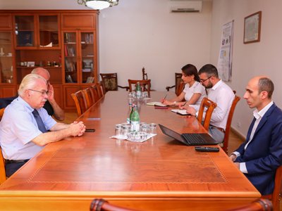 Արտակ Բեգլարյանը ընդունել է «Հայաստան» համահայկական հիմնադրամի Ֆրանսիայի տեղական մարմնի ատենապետին