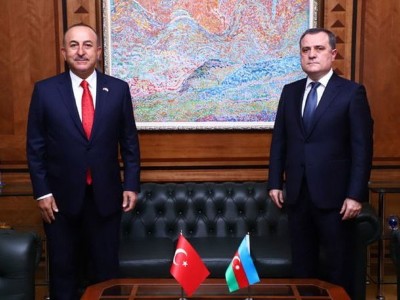 Azerbaijan, Turkey FMs hold phone talk