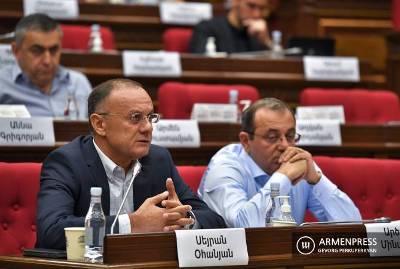 Newspaper: Armenia parliamentary opposition to go to legislature Friday
