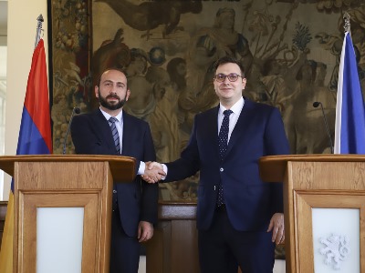 ԼՂ-ում պատերազմից 2 տարի անց Ադրբեջանը պատանդառության մեջ է պահում հայ ռազմագերիներին և քաղաքացիական անձանց․ Միրզոյան