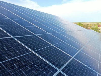 Portugal to speed up construction of solar power plants to reduce dependence on gas