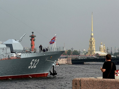 Iran, Azerbaijan warships to take part in Caspian Sea naval parade for first time