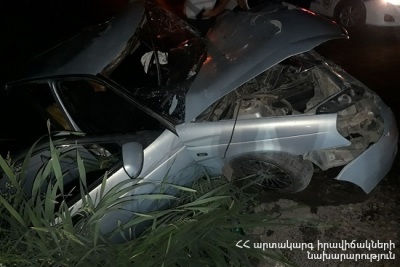 Մրգավետ գյուղում բախվել են «Lada Priora»-ն և «Ford Fusion»-ը․ երեք մարդ տեղափոխվել է հիվանդանոց