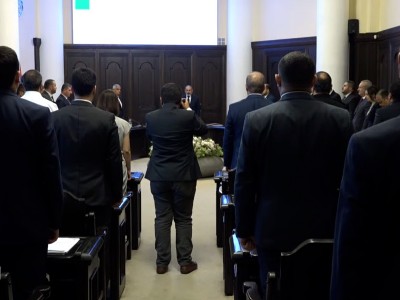 Կառավարության անդամները մեկ րոպե լռությամբ հարգեցին նախօրեին զոհված զինծառայողների հիշատակը