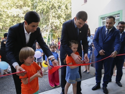 Քաղաքապետ Հրաչյա Սարգսյանը մասնակցել է հիմնանորոգված մանկապարտեզի և բակային տարածքների բացման արարողություններին