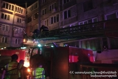 На улице Грибоедова в Ереване произошел пожар