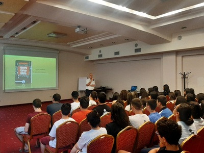 Մեկնարկել է Համահայկական հայագիտական 10-րդ օլիմպիադան. մասնակցում են Հայաստանի, Արցախի եւ Սփյուռքի աշակերտական խմբեր