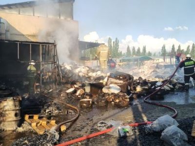 У торгового центра «Ариндж Молл» в Ереване вспыхнул пожар