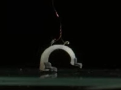 Engineers create tiny robot that can jump and run like cheetah