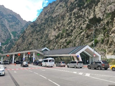 Armenia official: We continue work with Russia colleagues to increase Upper Lars checkpoint capacity