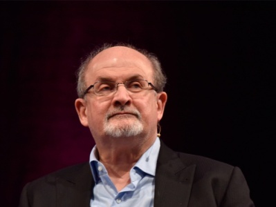Attacked writer Salman Rushdie may lose an eye