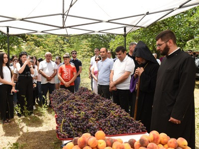Արայիկ Հարությունյանն Ամարասում մասնակցել է Սուրբ Աստվածածնի Վերափոխման տոնի պատարագին