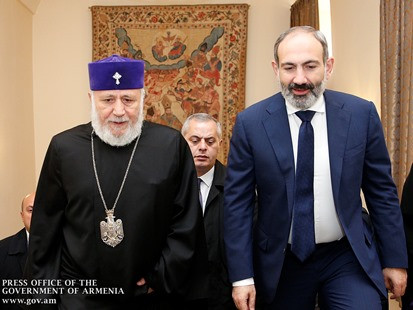 Newspaper: Why Armenia PM did not congratulate Catholicos on his birthday?