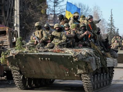 Yanukovych's money given to Ukrainian army