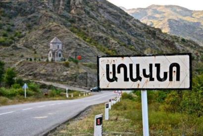 Newspaper: Russia peacekeepers to not remove all their bases in Berdzor-Lachin