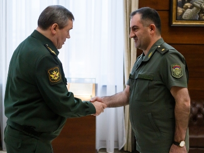 Head of Armenian Armed Forces General Staff informs Russian counterpart about situation in Nagorno Karabakh