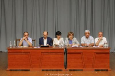Այո՛, Արցախում ապրելը, կրթելը, ուսանելը հեշտ չէ, շատ ավելի դժվար է, քան աշխարհի երկրների գերակշիռ մասում. Բեգլարյան