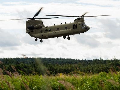 US Army stops flights of Chinook helicopters due to engine fire